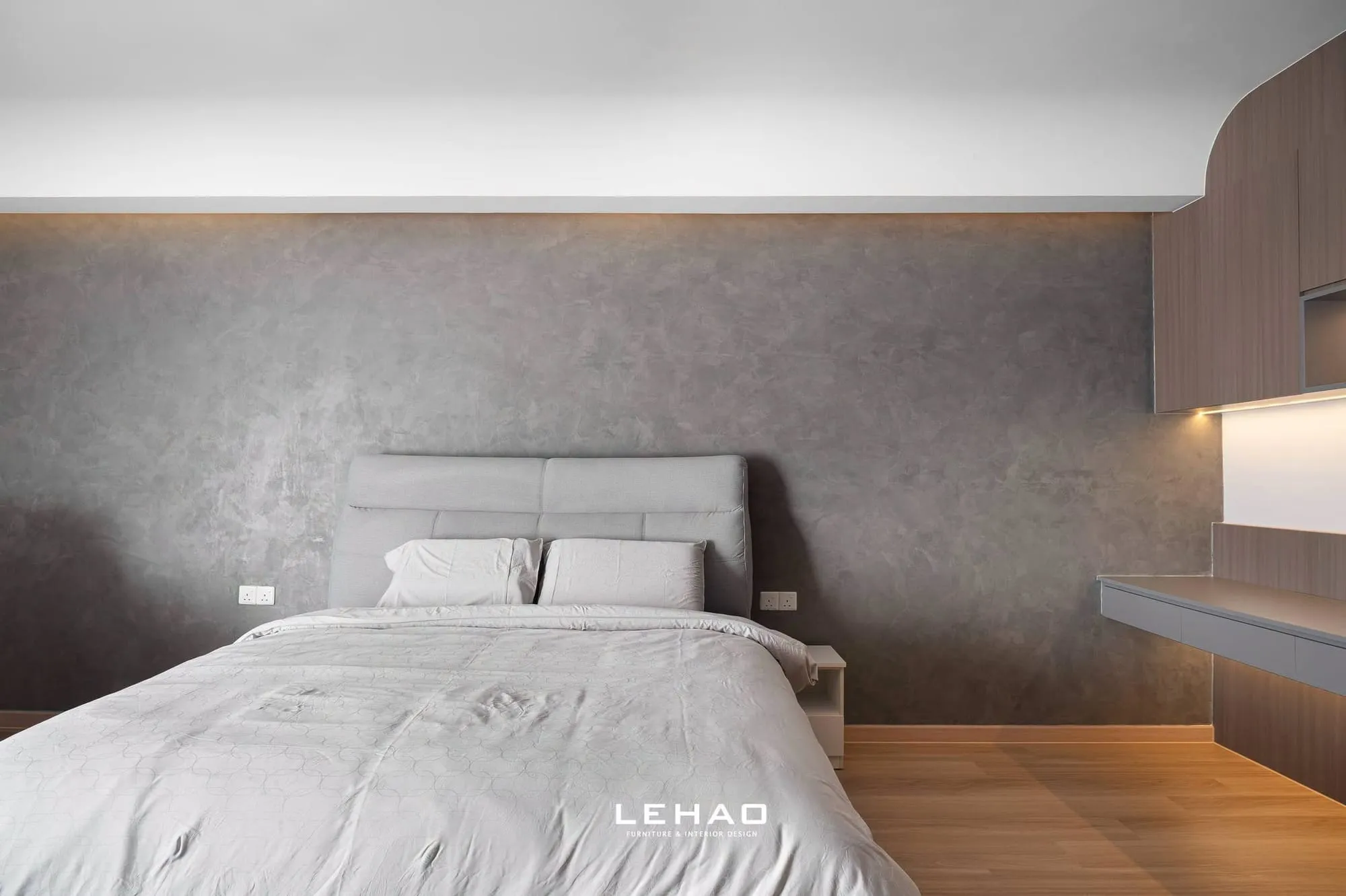 The Crest, Jalan Putra · Completed 28