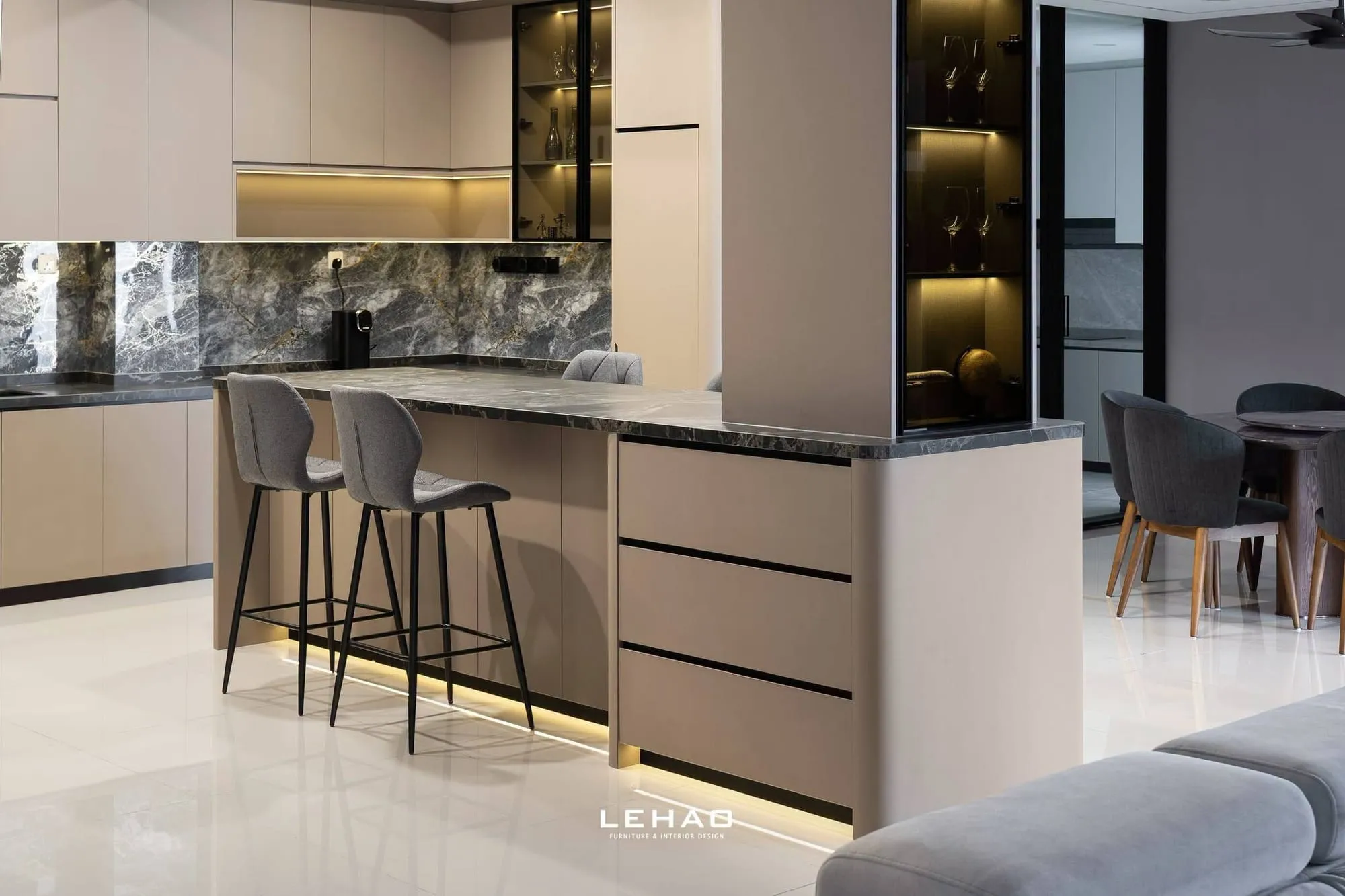The Crest, Jalan Putra · Completed 31