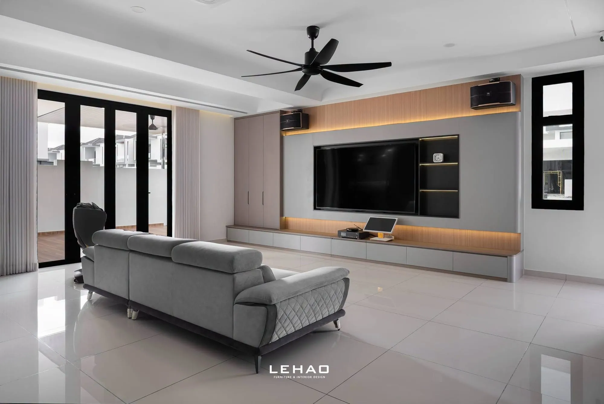 The Crest, Jalan Putra · Completed 33